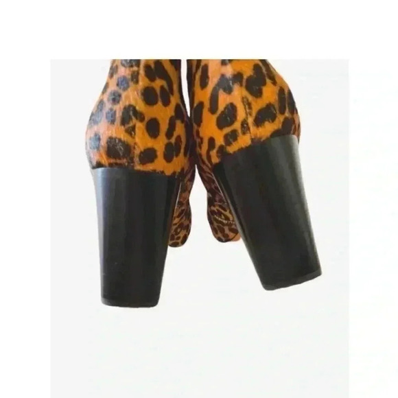 Banana Republic Cheetah Printed Haircalf Block Heel Haircalf Leather Boots 6.5M - Picture 5 of 7